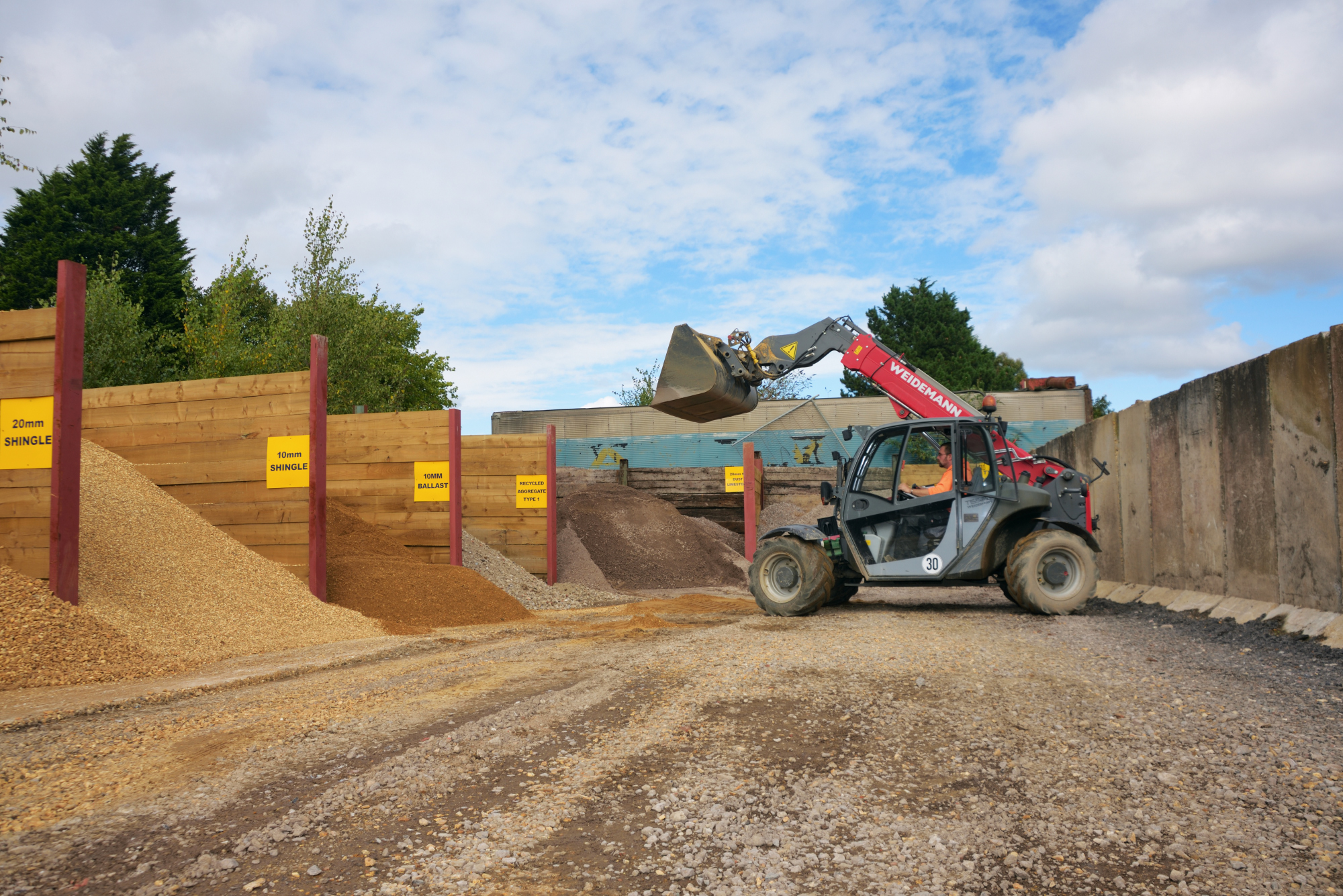 MB Wilkes Landscaping Supplies in Blandford