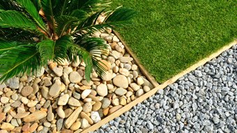 How to build a pebble garden